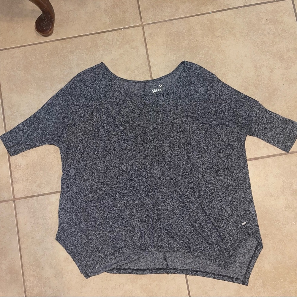 American Eagle Outfitters Gray Rounded Neck 3/4 Sleeve Blouse